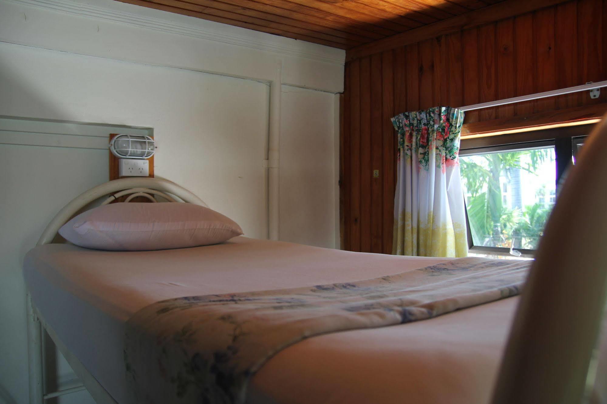 Bamboo Backpackers Hostel Nadi Ngoại thất bức ảnh