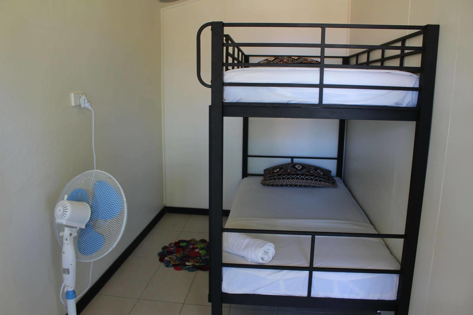 Bamboo Backpackers Hostel Nadi Ngoại thất bức ảnh