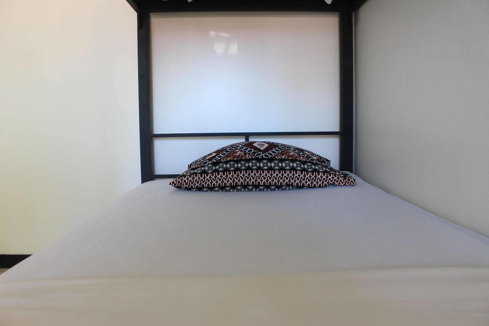 Bamboo Backpackers Hostel Nadi Ngoại thất bức ảnh